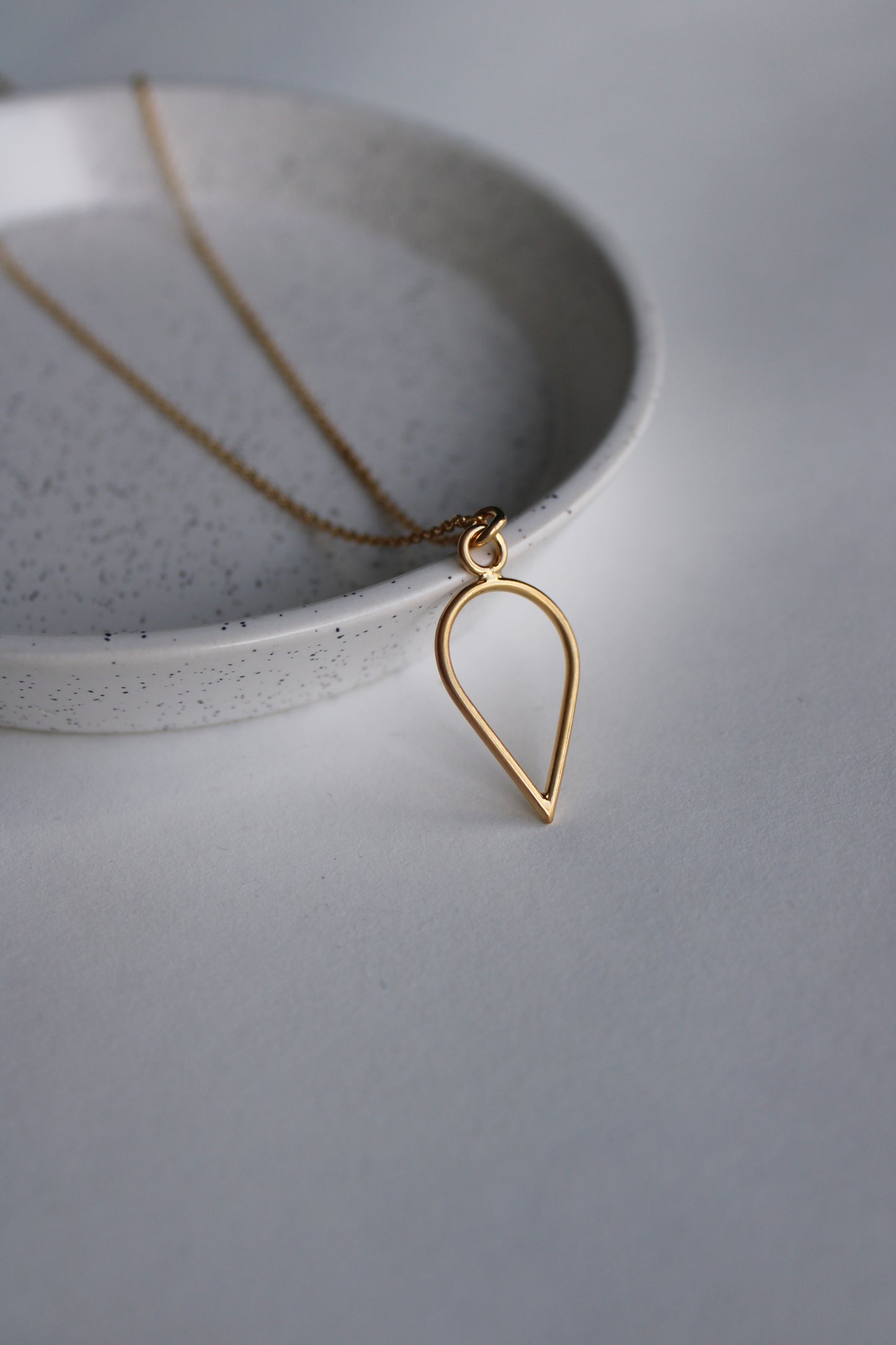 Teardrop pendant - Gold Plate