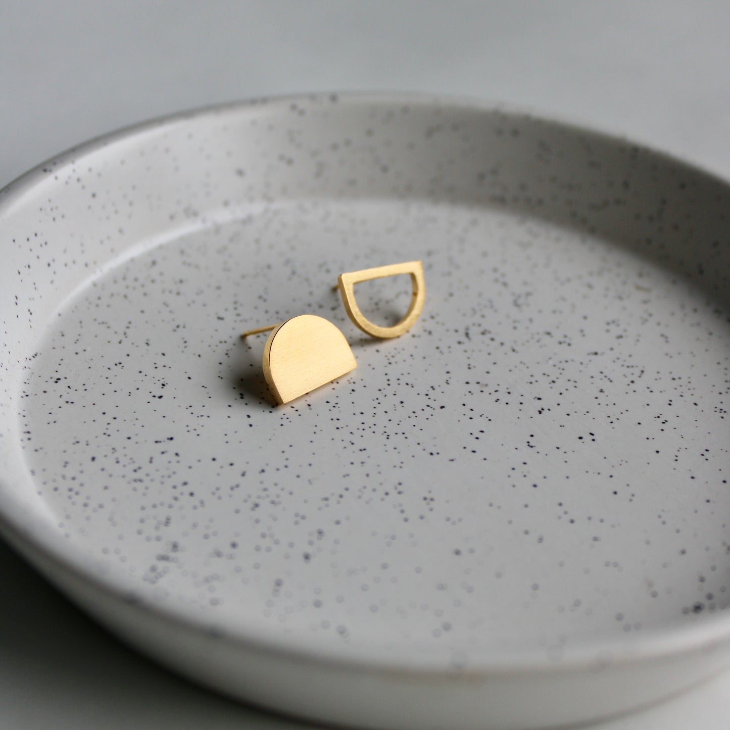 odd arc stud earrings gold vermeil