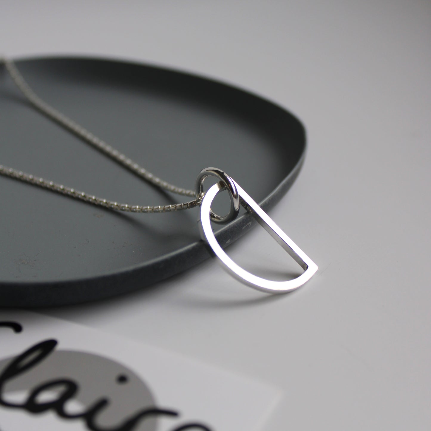 arc circle pendant silver