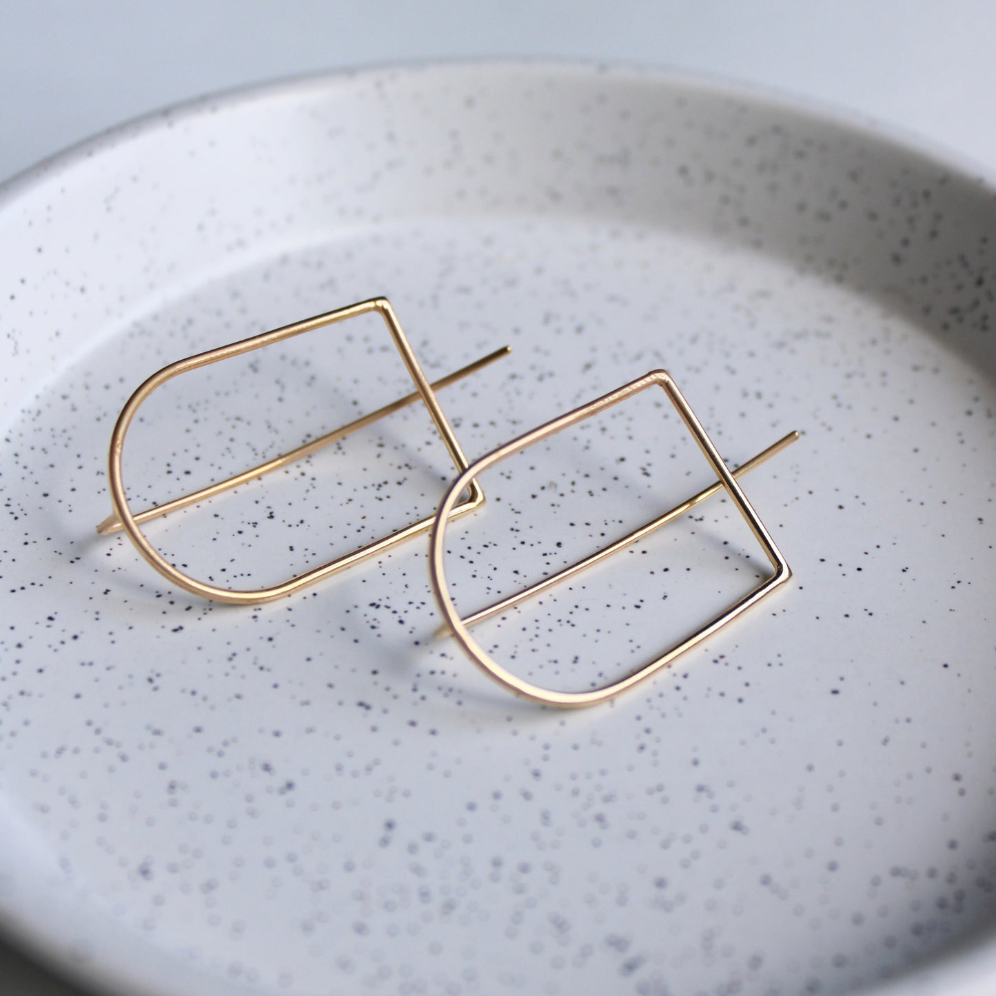 arc threader earrings gold