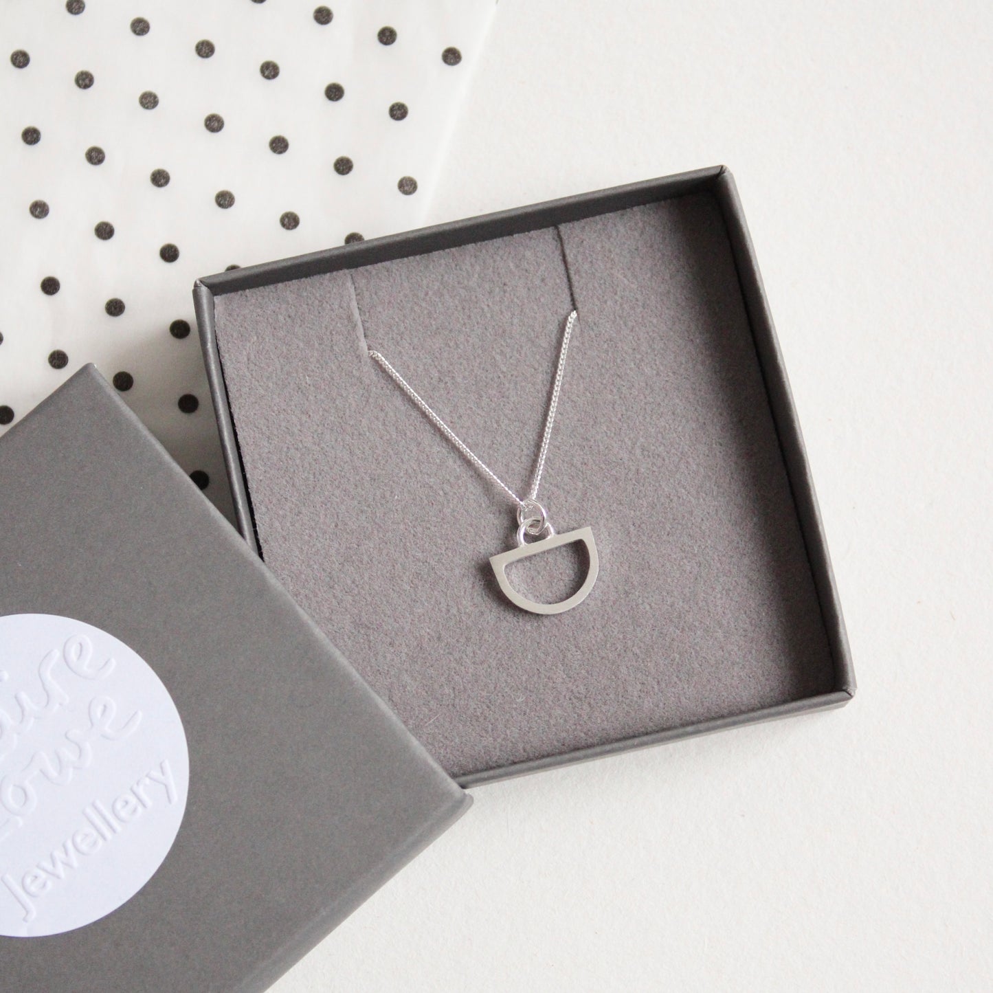 arc tiny pendant silver