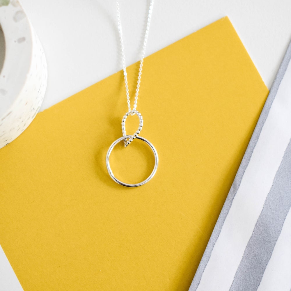 Tiny dotty circle/teardrop necklace