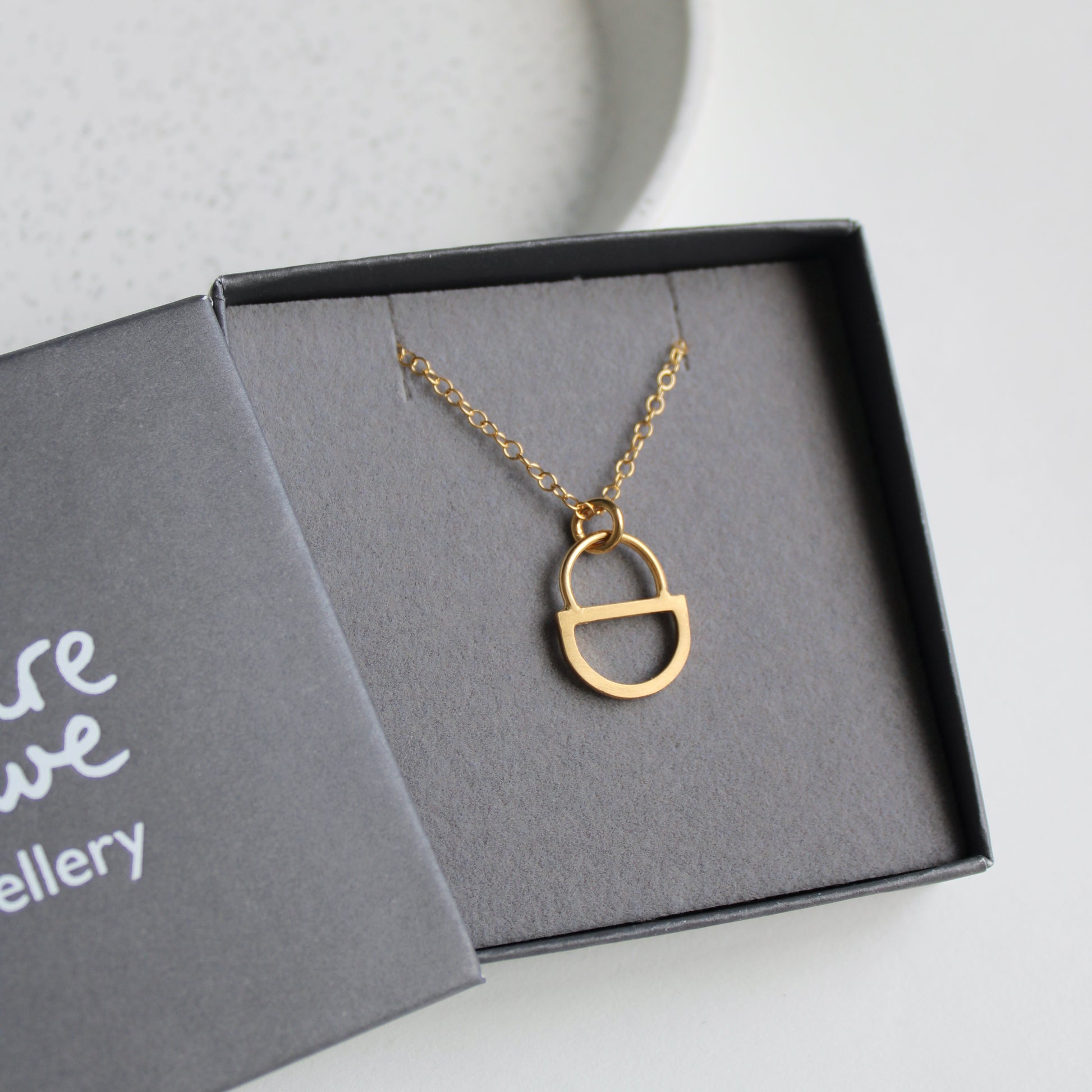 arc double pendant gold in gift box