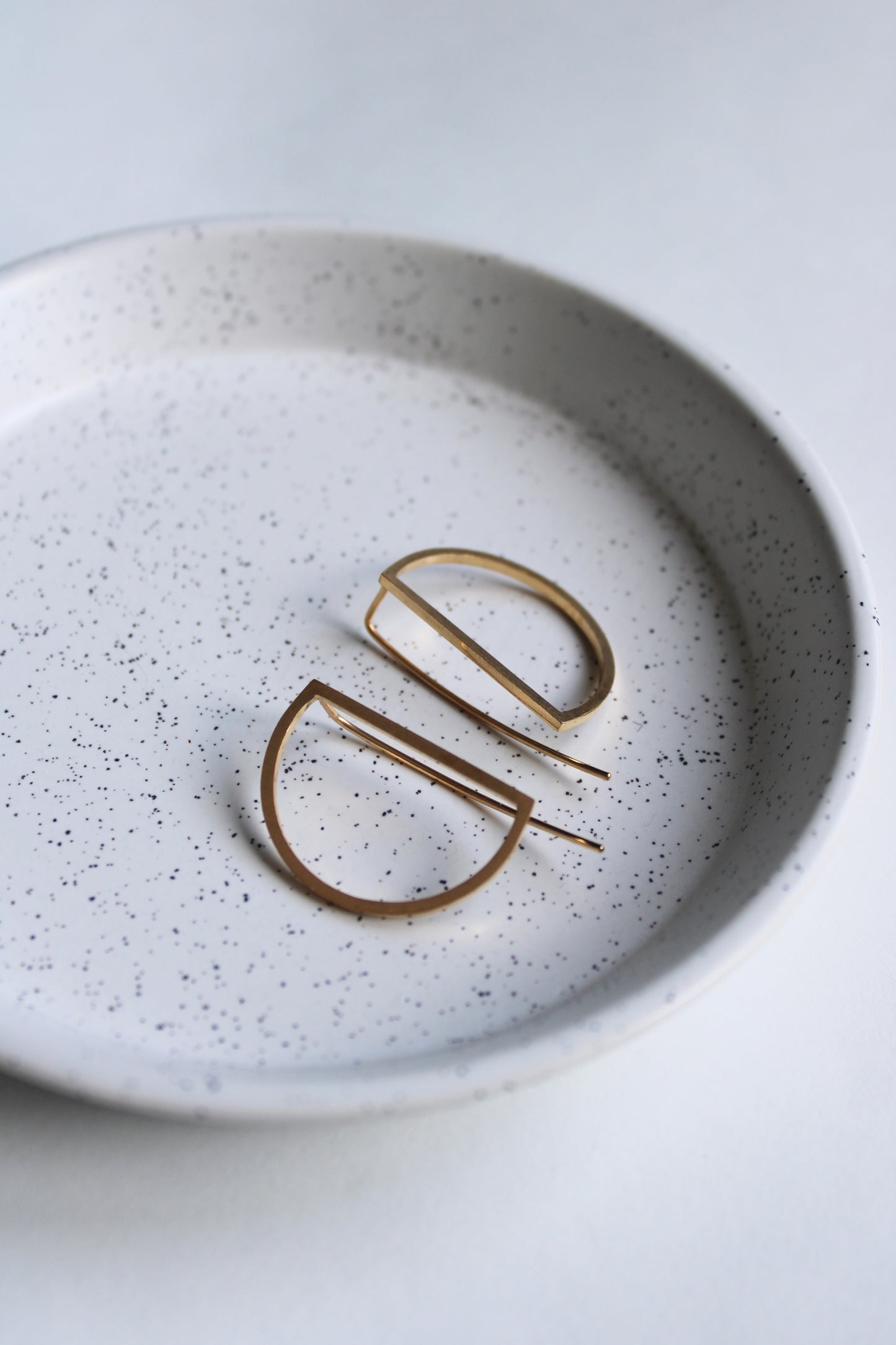 arc side threader earrings gold