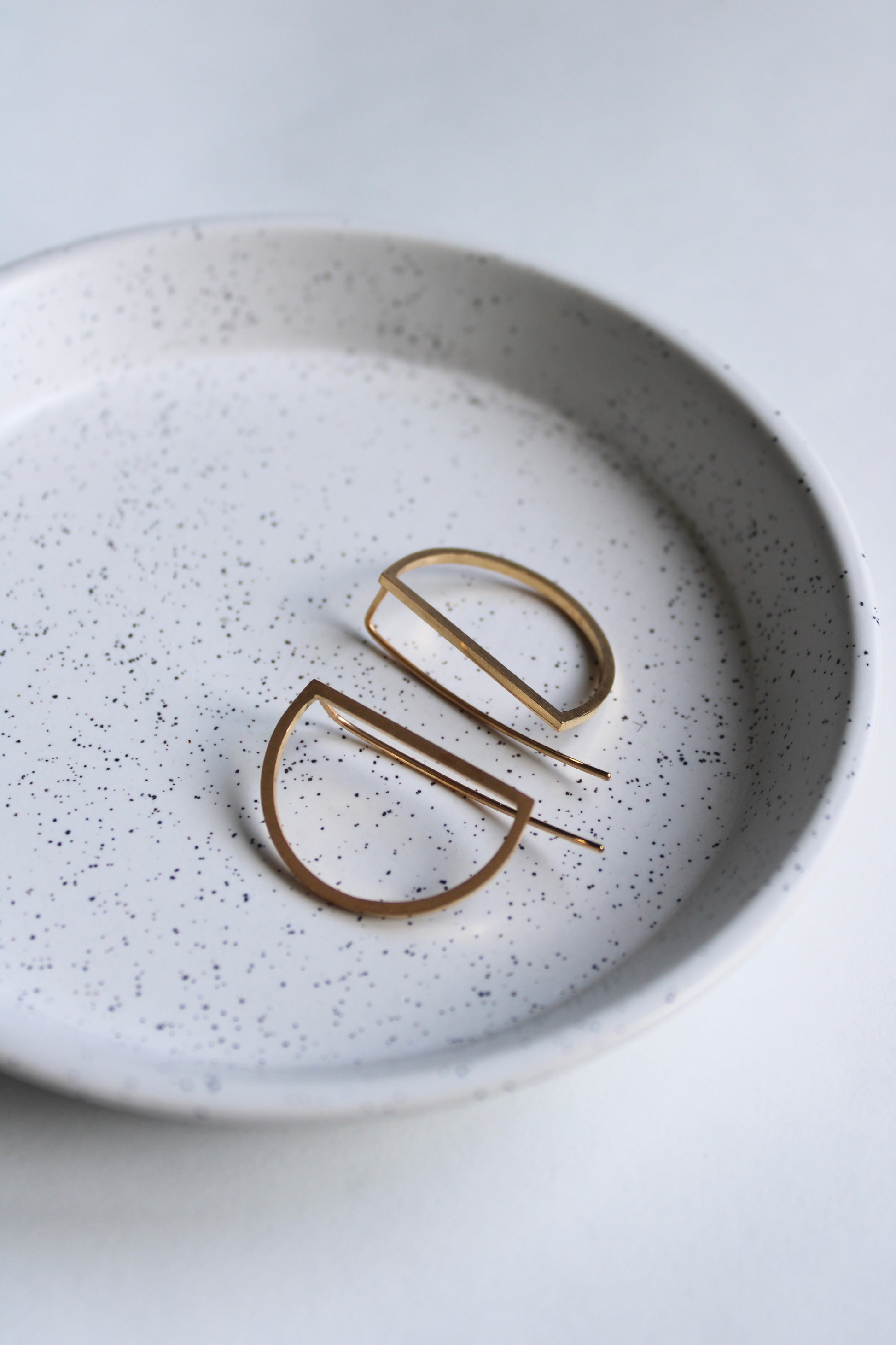 arc side threader earrings gold