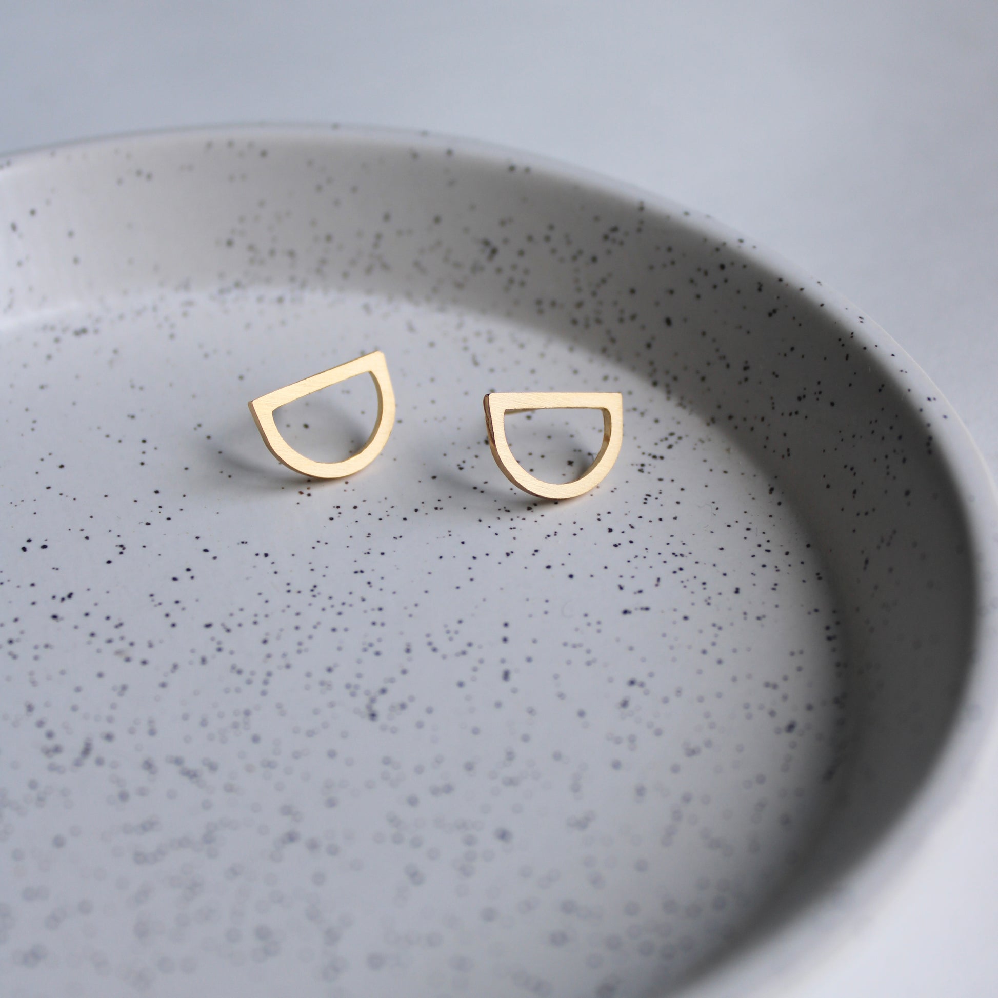 arc studs gold