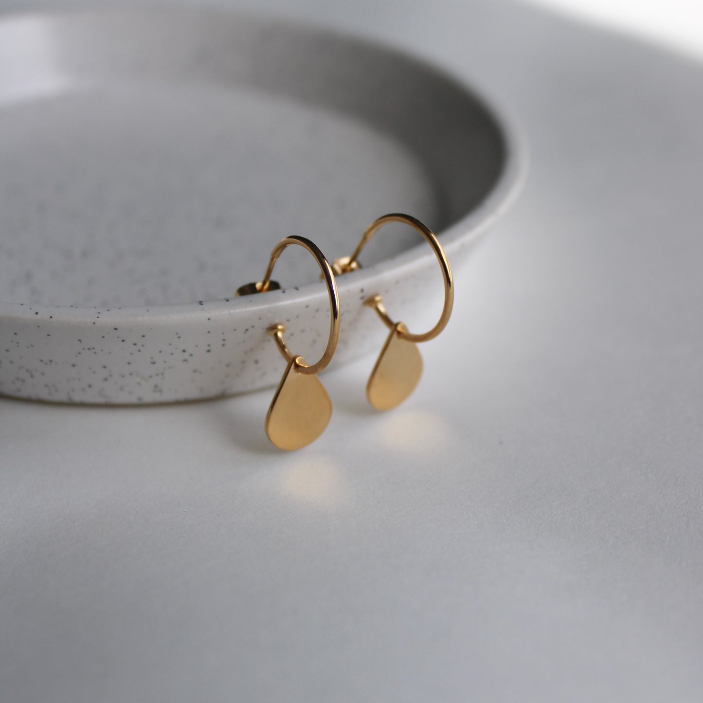 gold teardrop hoop earrings