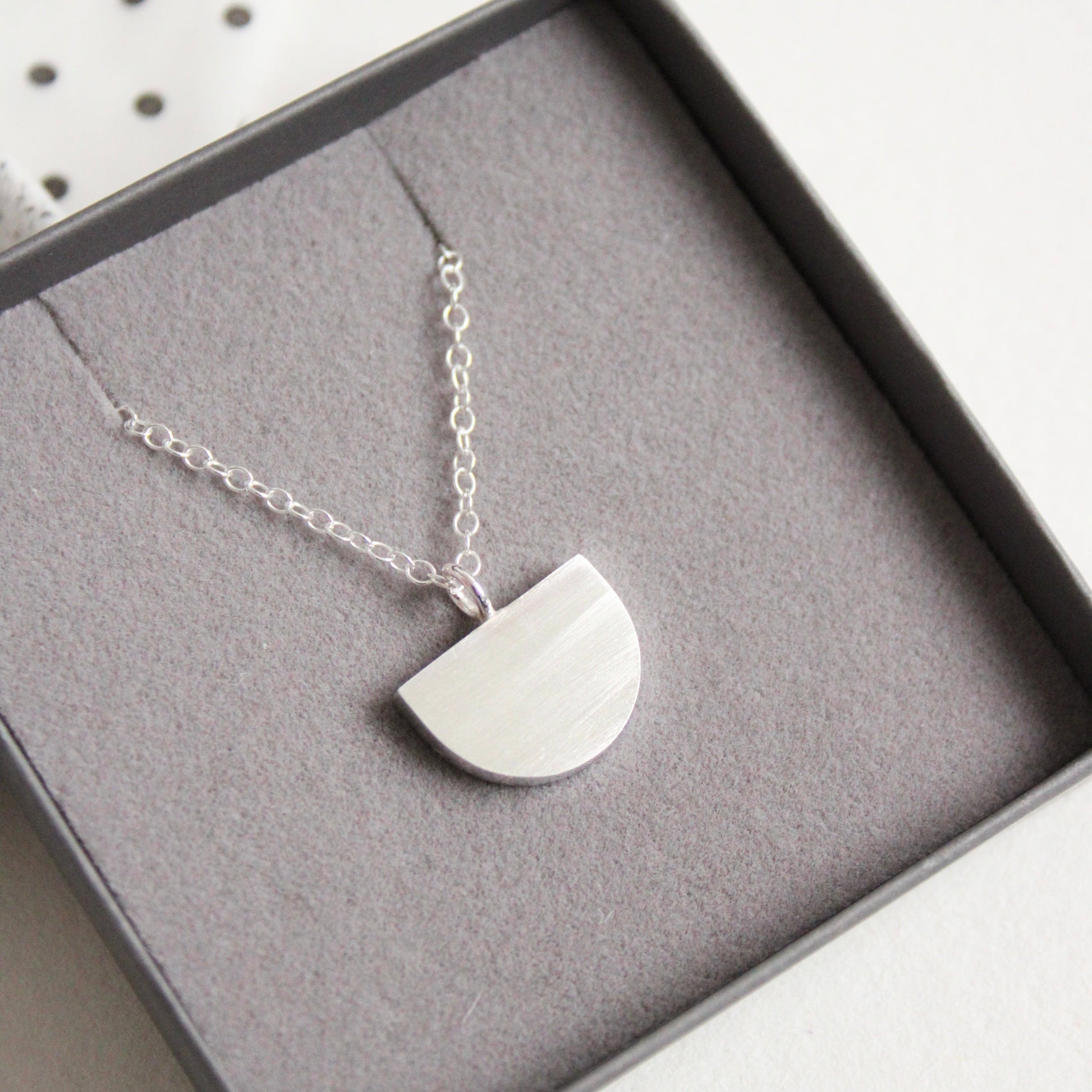 solid silver arc pendant