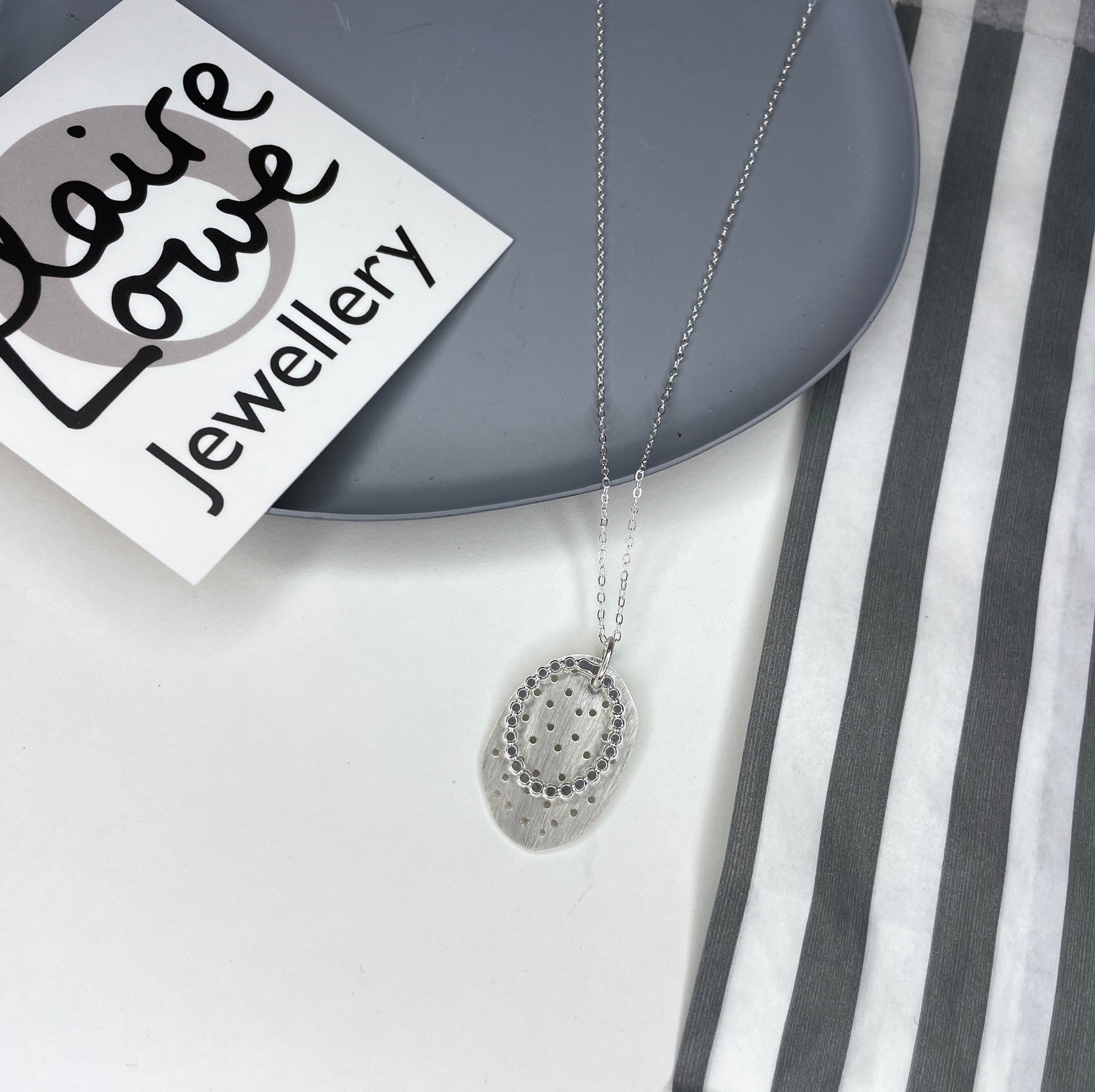 dotty pebble pendant silver