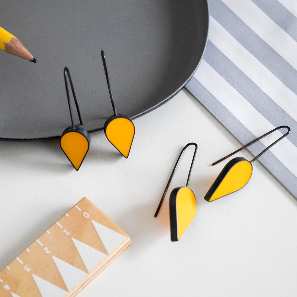 yellow resin teardrop earrings